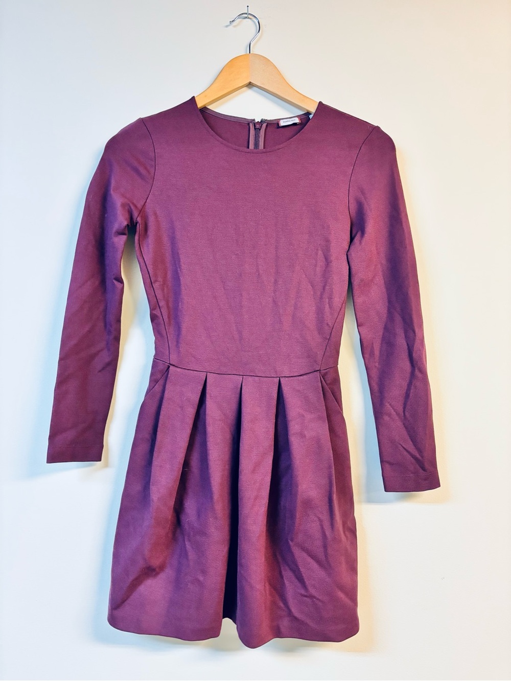 Sunday Best Aritzia Burgundy Tartine Long Sleeve Pleated Mini Dress - Picture 3 of 9